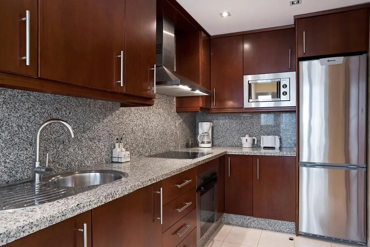 Urbanchicmalaga Torremolinos 3-Bedroom Sea Mountain Views, Pool, Parking Apartment
